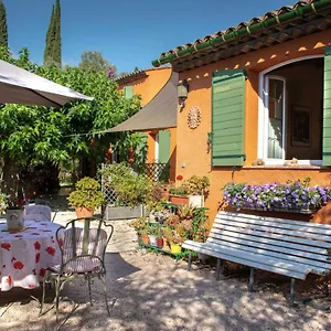 Le Clos Des Oliviers Bed & Breakfast